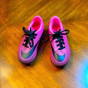 Nike Kids Pink Bravata 11 FG Soccer Cleats 10c